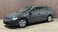 Grijs, metallic lak Gebruikt 2021 VW Golf VIII Life Stationwagen | € 17.900 (Eerlijke prijs)