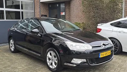Zwart Gebruikt 2010 Citroën C5 Business Class Sedan | € 2.995 (Eerlijke prijs)