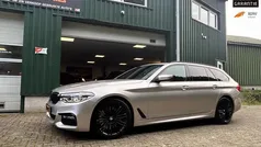 Grijs Gebruikt 2017 BMW 540 Executive Stationwagen | € 34.895 (Eerlijke prijs)