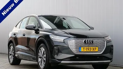 Zwart (metallic) Gebruikt 2023 Audi Q4 Sportback e-tron Advanced SUV | € 34.950 (Super prijs)