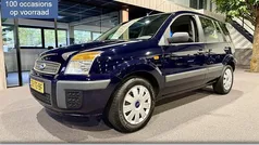 Gebruikt 2006 Ford Fusion MPV | € 2.790 (Eerlijke prijs)