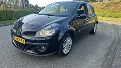 Paars Occasion 2007 Renault Clio II Dynamique Hatchback | € 2.950 (Eerlijke prijs)