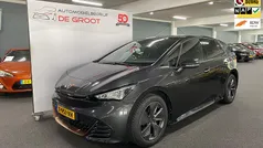 Grijs Gebruikt 2024 Cupra Born Hatchback | € 27.750 (Eerlijke prijs)