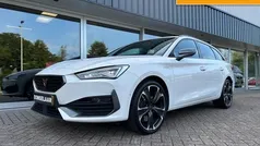 Wit Gebruikt 2021 Cupra Leon VZ Stationwagen | € 27.945 (Eerlijke prijs)