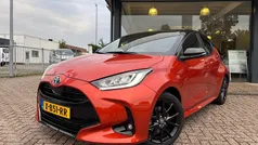 Oranje Gebruikt 2023 Toyota Yaris Hybrid Hatchback | € 23.995 (Eerlijke prijs)