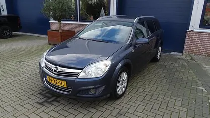 Grijs Occasion 2007 Opel Astra Stationwagen | € 2.750 (Eerlijke prijs)