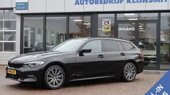 Gebruikt 2020 BMW 320 Executive Stationwagen | € 27.950 (Eerlijke prijs)
