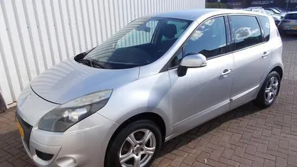 Occasion Renault Scénic III Dynamique 141 PK (103 kW) 2009 MPV