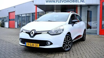 Wit Occasion 2013 Renault Clio GrandTour Expression Stationwagen | € 4.350 (Eerlijke prijs)