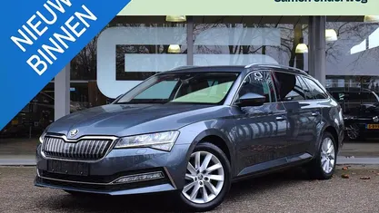 Occasion Skoda Superb 218 PK (160 kW) 2020 Grijs Stationwagen