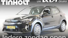 Zwart Gebruikt 2024 Kia Stonic SUV | € 22.250 (Eerlijke prijs)