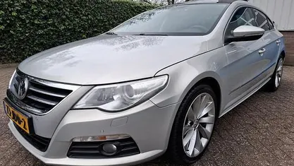 Grijs Gebruikt 2009 VW Passat Sedan | € 4.995 (Eerlijke prijs)