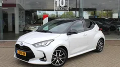 Wit Gebruikt 2021 Toyota Yaris Executive Hatchback | € 22.995 (Eerlijke prijs)