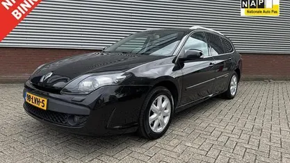 Zwart Gebruikt 2010 Renault Laguna III Stationwagen | € 2.450 (Eerlijke prijs)