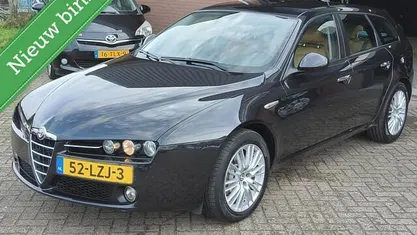 Zwart Gebruikt 2010 Alfa Romeo 159 Stationwagen | € 3.750 (Eerlijke prijs)