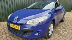 Blauw Gebruikt 2011 Renault Mégane III Authentique Hatchback | € 5.290 (Eerlijke prijs)