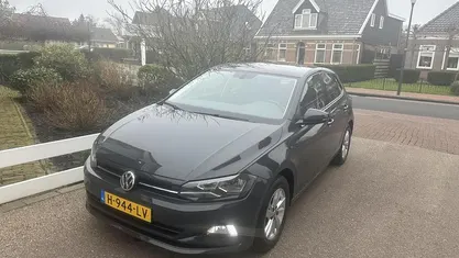 Grijs Occasion 2020 VW Polo Comfortline Hatchback | € 14.450 (Eerlijke prijs)