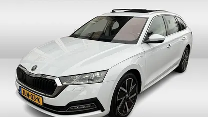 Gebruikt 2021 Skoda Octavia Style Stationwagen | € 27.450 (Eerlijke prijs)