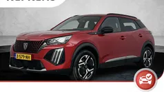 Rood, metallic lak Gebruikt 2024 Peugeot e-2008 Allure SUV | € 28.725 (Eerlijke prijs)