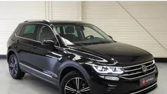 Zwart Gebruikt 2023 VW Tiguan Elegance SUV | € 35.950 (Goede deal)