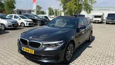 Grijs Gebruikt 2019 BMW 520 Executive Stationwagen | € 30.945 (Eerlijke prijs)