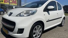 Wit Gebruikt 2011 Peugeot 107 Hatchback | € 2.999 (Eerlijke prijs)