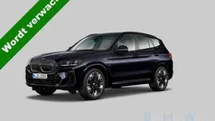 Zwart Gebruikt 2022 BMW iX3 Executive SUV | € 44.900 (Eerlijke prijs)