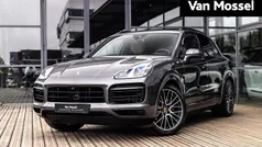 Grijs Gebruikt 2019 Porsche Cayenne SUV | € 59.944 (Super prijs)