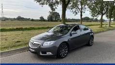 Grijs Gebruikt 2009 Opel Insignia Cosmo Hatchback | € 8.995 (Eerlijke prijs)