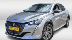 Grijs Gebruikt 2022 Peugeot e-208 Allure Hatchback | € 17.925 (Eerlijke prijs)