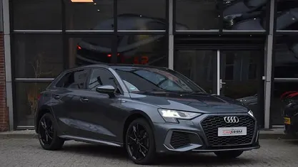 Gebruikt 2022 Audi A3 Sportback S-Line Hatchback | € 25.450 (Super prijs)