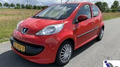 Rood Gebruikt 2008 Peugeot 107 Hatchback | € 2.840 (Eerlijke prijs)
