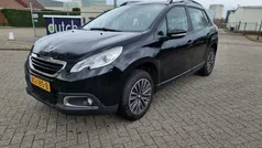 Zwart Gebruikt 2015 Peugeot 2008 Allure SUV | € 7.750 (Eerlijke prijs)