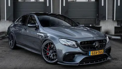 Zwart Occasion 2017 Mercedes S63 AMG Premium Plus Sedan | € 54.949 (Super prijs)