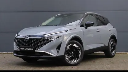 Zwart Gebruikt 2025 Nissan Qashqai N-Connecta SUV | € 35.745 (Eerlijke prijs)