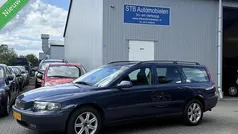 Blauw Gebruikt 2002 Volvo V70 Comfort Stationwagen | € 2.499 (Eerlijke prijs)