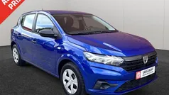 Blauw, metallic lak Gebruikt 2022 Dacia Sandero Essentiel Hatchback | € 13.990 (Goede deal)