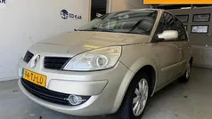 Beige Gebruikt 2006 Renault Scénic II MPV | € 1.995 (Goede deal)