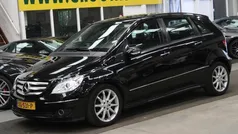 Zwart, metallic lak Occasion 2006 Mercedes B170 MPV | € 3.944 (Eerlijke prijs)