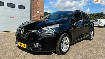 Zwart Gebruikt 2016 Renault Clio GrandTour LIMITED Stationwagen | € 5.450 (Goede deal)