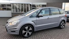 Grijs Gebruikt 2011 Ford S-MAX Titanium MPV | € 9.985 (Eerlijke prijs)