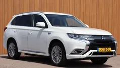 Wit Gebruikt 2020 Mitsubishi Outlander SUV | € 22.940 (Goede deal)