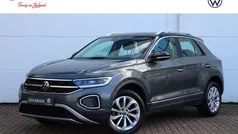 Gebruikt 2022 VW T-Roc Style SUV | € 26.950 (Eerlijke prijs)