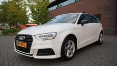 Wit Gebruikt 2019 Audi A3 Sportback Sport Hatchback | € 18.999 (Goede deal)