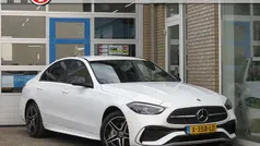 Wit Gebruikt 2022 Mercedes C300e AMG line Sedan | € 42.500 (Goede deal)