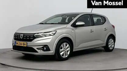 Grijs Gebruikt 2021 Dacia Sandero Comfort Hatchback | € 14.435 (Eerlijke prijs)