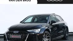 Zwart, metallic lak Nieuw 2025 Audi RS3 Sportback Comfort Hatchback | € 129.668 (Eerlijke prijs)