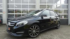 Zwart Gebruikt 2015 Mercedes B200 MPV | € 15.950 (Eerlijke prijs)