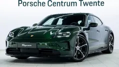 Groen Gebruikt 2024 Porsche Taycan Cross Turismo Sedan | € 119.900