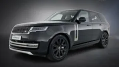 Santorini black Gebruikt 2023 Land Rover Range Rover SE SUV | € 134.950 (Eerlijke prijs)